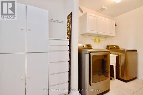 27 Stonemount Cres N, Essa, ON - Indoor Photo Showing Laundry Room