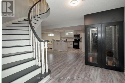 39 Moccasin Trail, Vaughan, ON - Indoor Photo Showing Other Room