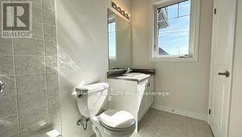1517 Broderick Street, Innisfil, ON - Indoor Photo Showing Bathroom