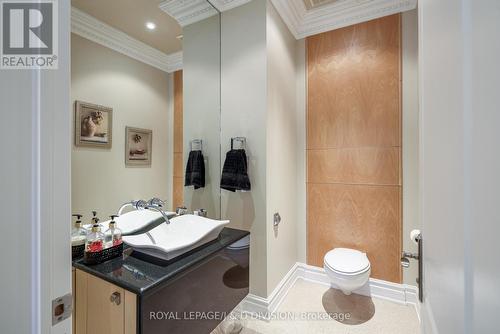 82 Munro Boulevard, Toronto, ON - Indoor Photo Showing Bathroom