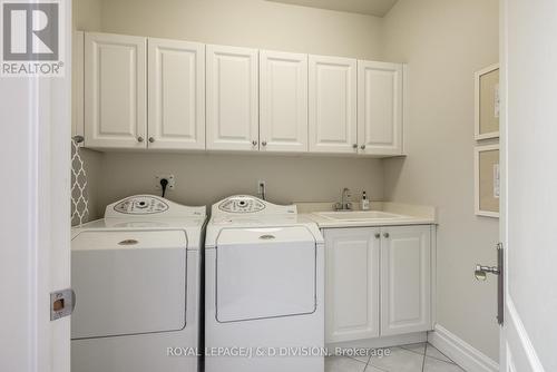 82 Munro Blvd, Toronto, ON - Indoor Photo Showing Laundry Room