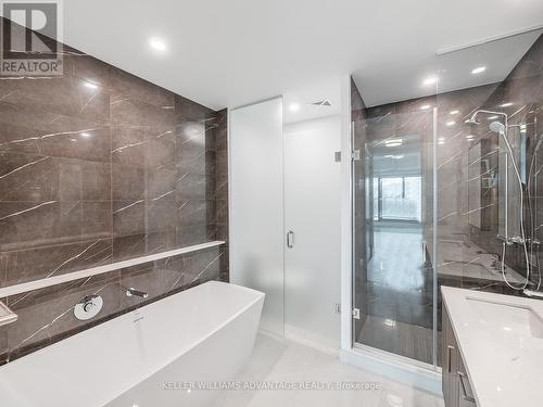 612 - 280 Howland Avenue, Toronto, ON - Indoor Photo Showing Bathroom