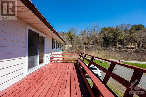 420 Hartsgravel Road, Delta, ON - Outdoor With Exterior