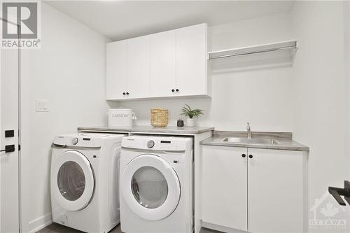 252 Trudeau Crescent, Russell, ON - Indoor Photo Showing Laundry Room