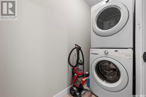 4069 Delhaye Way, Regina, SK - Indoor Photo Showing Laundry Room