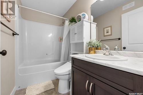 4069 Delhaye Way, Regina, SK - Indoor Photo Showing Bathroom