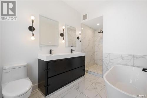 212 Germain Street, Saint John, NB - Indoor Photo Showing Bathroom