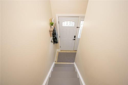 92 Sullivan Avenue, Thorold, ON - Indoor Photo Showing Other Room