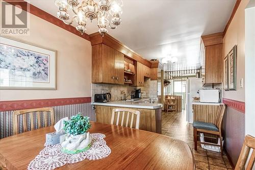 487 Hillcrest Crescent, Sudbury, ON - Indoor Photo Showing Dining Room