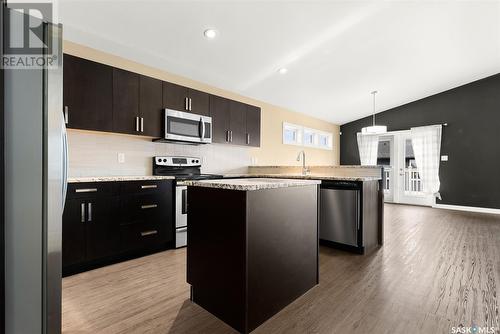 8704 Kestral Drive, Regina, SK - Indoor Photo Showing Kitchen With Upgraded Kitchen