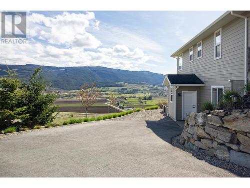 98 Ranchland Place, Coldstream, BC - Outdoor