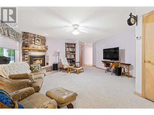 2588 Glenmount Place, Blind Bay, BC - Indoor Photo Showing Living Room With Fireplace