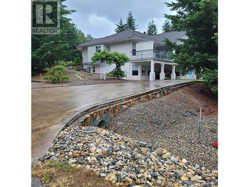 2588 Glenmount Place, Blind Bay, BC - Outdoor