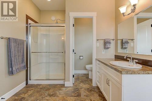 3550 Benvoulin Road, Kelowna, BC - Indoor Photo Showing Bathroom