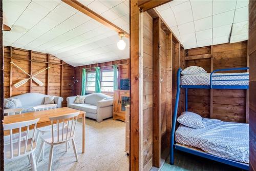 845 Lakeshore Road, Haldimand County, ON - Indoor Photo Showing Bedroom