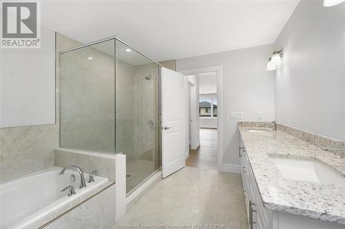 137 Tuscany Trail, Chatham, ON - Indoor Photo Showing Bathroom