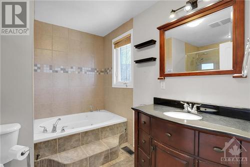 1782 Ernest Avenue, Ottawa, ON - Indoor Photo Showing Bathroom