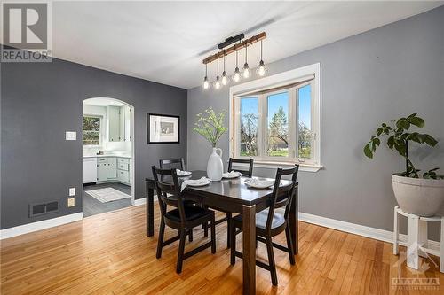 1532 Old Montreal Road, Ottawa, ON - Indoor Photo Showing Dining Room