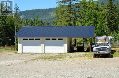 455 Albers Road, Lumby, BC - Outdoor