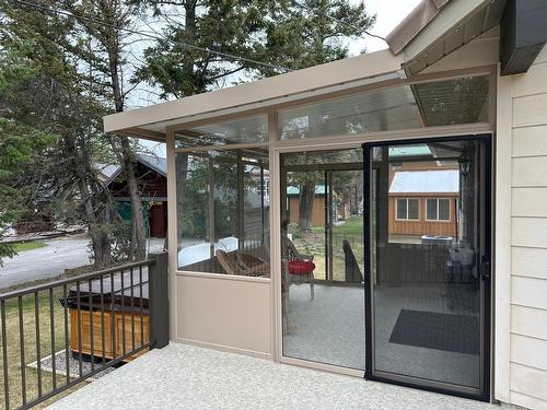 4539 Columbia Place, Fairmont Hot Springs, BC - Outdoor With Exterior