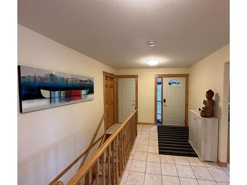 4539 Columbia Place, Fairmont Hot Springs, BC - Indoor Photo Showing Other Room