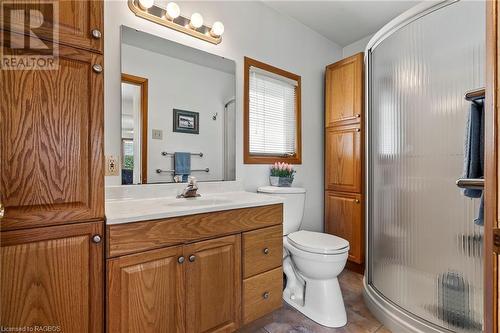 166 Second Avenue N, Sauble Beach, ON - Indoor Photo Showing Bathroom