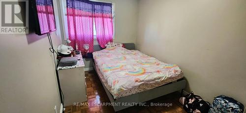 #45 -151 Linwell Rd, St. Catharines, ON - Indoor Photo Showing Bedroom