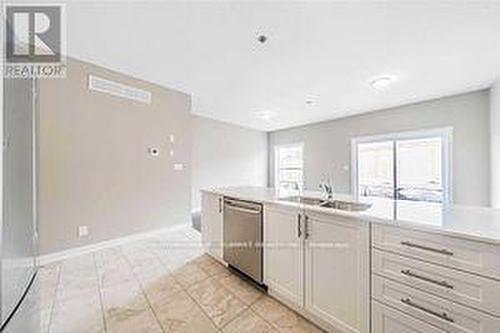 G3 - 439 Athlone Avenue, Woodstock, ON - Indoor Photo Showing Kitchen