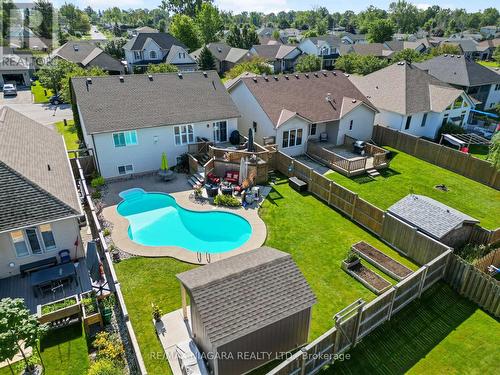 390 Jasmine Court, Fort Erie, ON - Outdoor With In Ground Pool With Deck Patio Veranda