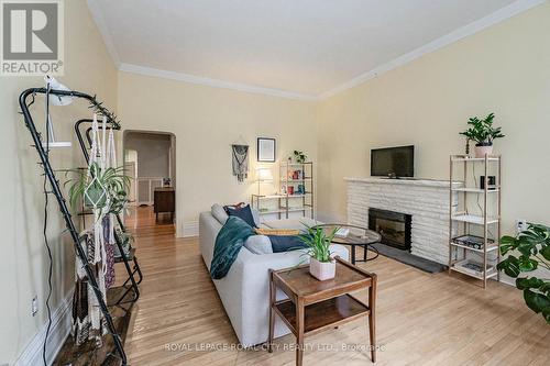 41-43 Suffolk Street, Guelph, ON - Indoor Photo Showing Living Room With Fireplace