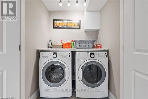 #1 -5622 Ironwood St, Niagara Falls, ON - Indoor Photo Showing Laundry Room