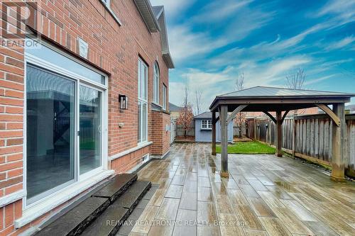 65 Thornlodge Drive, Georgina, ON - Outdoor
