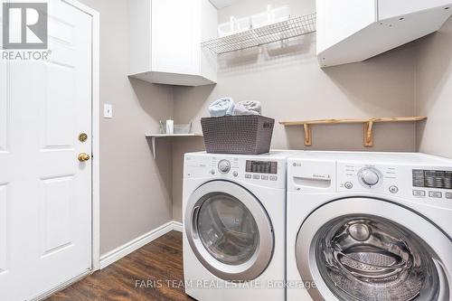 121 Taylor Dr, Barrie, ON - Indoor Photo Showing Laundry Room