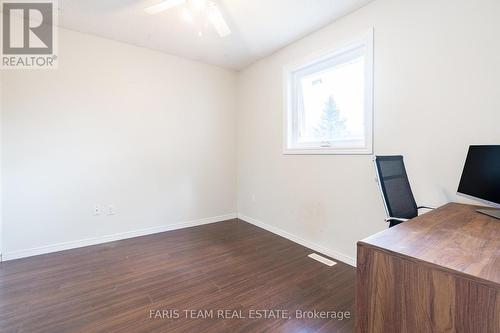 121 Taylor Dr, Barrie, ON - Indoor Photo Showing Office