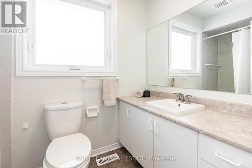 121 Taylor Dr, Barrie, ON - Indoor Photo Showing Bathroom