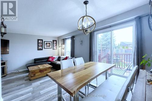 48 O'Leary Court, New Tecumseth, ON - Indoor Photo Showing Dining Room
