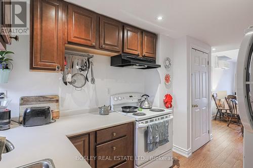 58 Palmerston Avenue, Toronto, ON - Indoor Photo Showing Kitchen