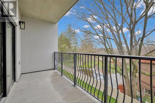 3817 Howard Unit# 309, Windsor, ON - Outdoor With Balcony With Exterior