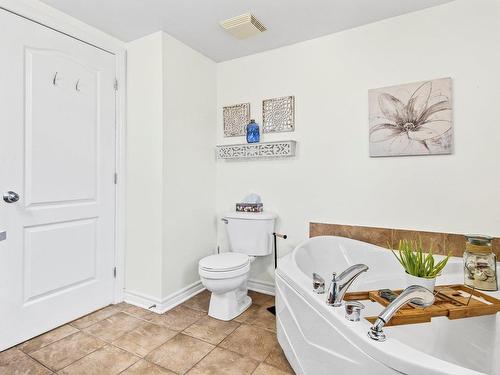 Salle de bains - 5-546 Av. Forest, Pincourt, QC - Indoor Photo Showing Bathroom