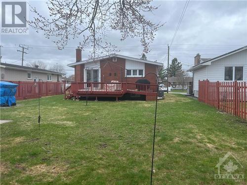 879 Willow Avenue, Orleans, ON - Outdoor With Deck Patio Veranda