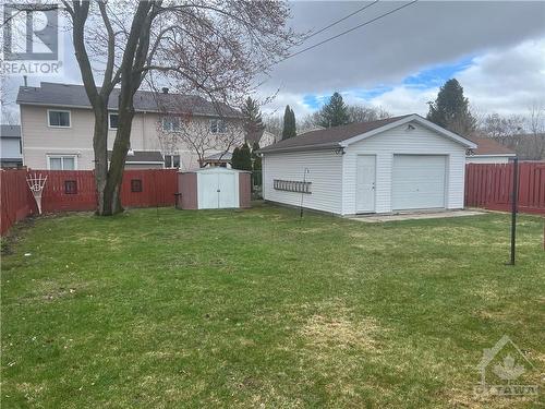 879 Willow Avenue, Orleans, ON - Outdoor