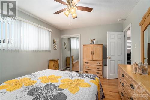 879 Willow Avenue, Orleans, ON - Indoor Photo Showing Bedroom