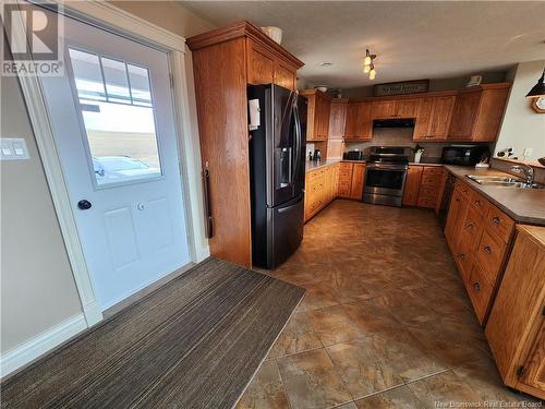 661 Ch De L'Eglise, Saint-André, NB - Indoor Photo Showing Kitchen With Double Sink