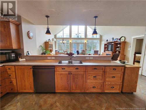 661 Ch De L'Eglise, Saint-André, NB - Indoor Photo Showing Kitchen With Double Sink