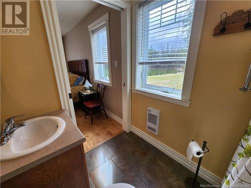 661 Ch De L'Eglise, Saint-André, NB - Indoor Photo Showing Bathroom