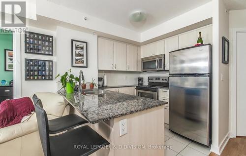 #1406 -5740 Yonge St, Toronto, ON - Indoor Photo Showing Kitchen With Stainless Steel Kitchen With Double Sink With Upgraded Kitchen