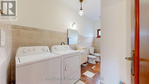 340 Oxford Avenue, Fort Erie, ON - Indoor Photo Showing Laundry Room