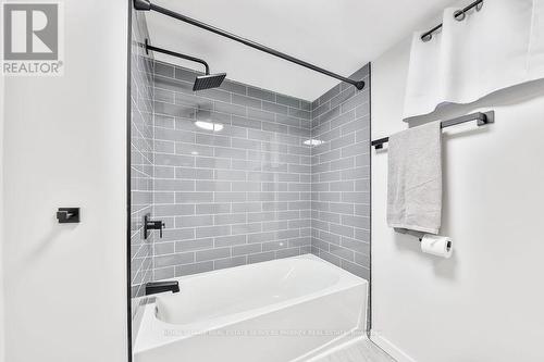 #Lower -47 Castlefield Dr, Hamilton, ON - Indoor Photo Showing Bathroom