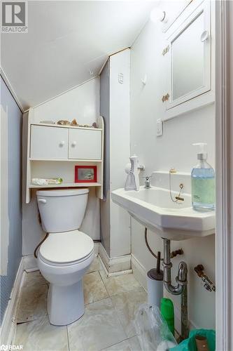 140 William Street, Belleville, ON - Indoor Photo Showing Bathroom