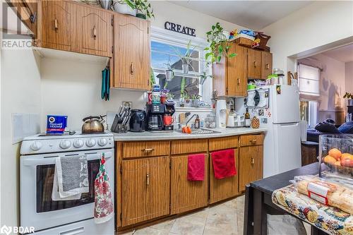 140 William Street, Belleville, ON - Indoor Photo Showing Kitchen